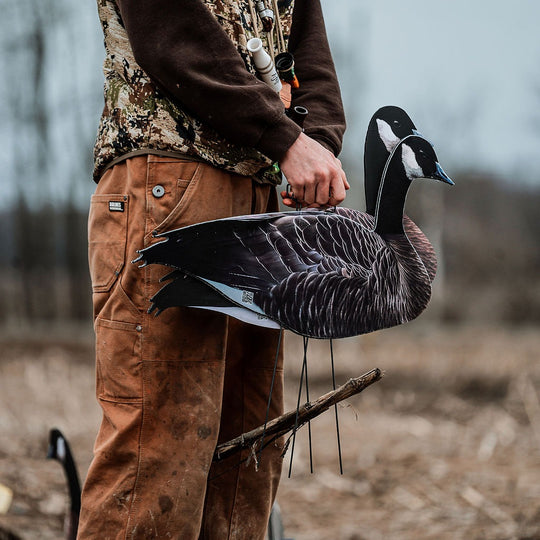 FEROX Flyway Series - Fully Flocked Canada Goose Silhouette Decoys – 60 Pack &amp; Classic Khaki Bag